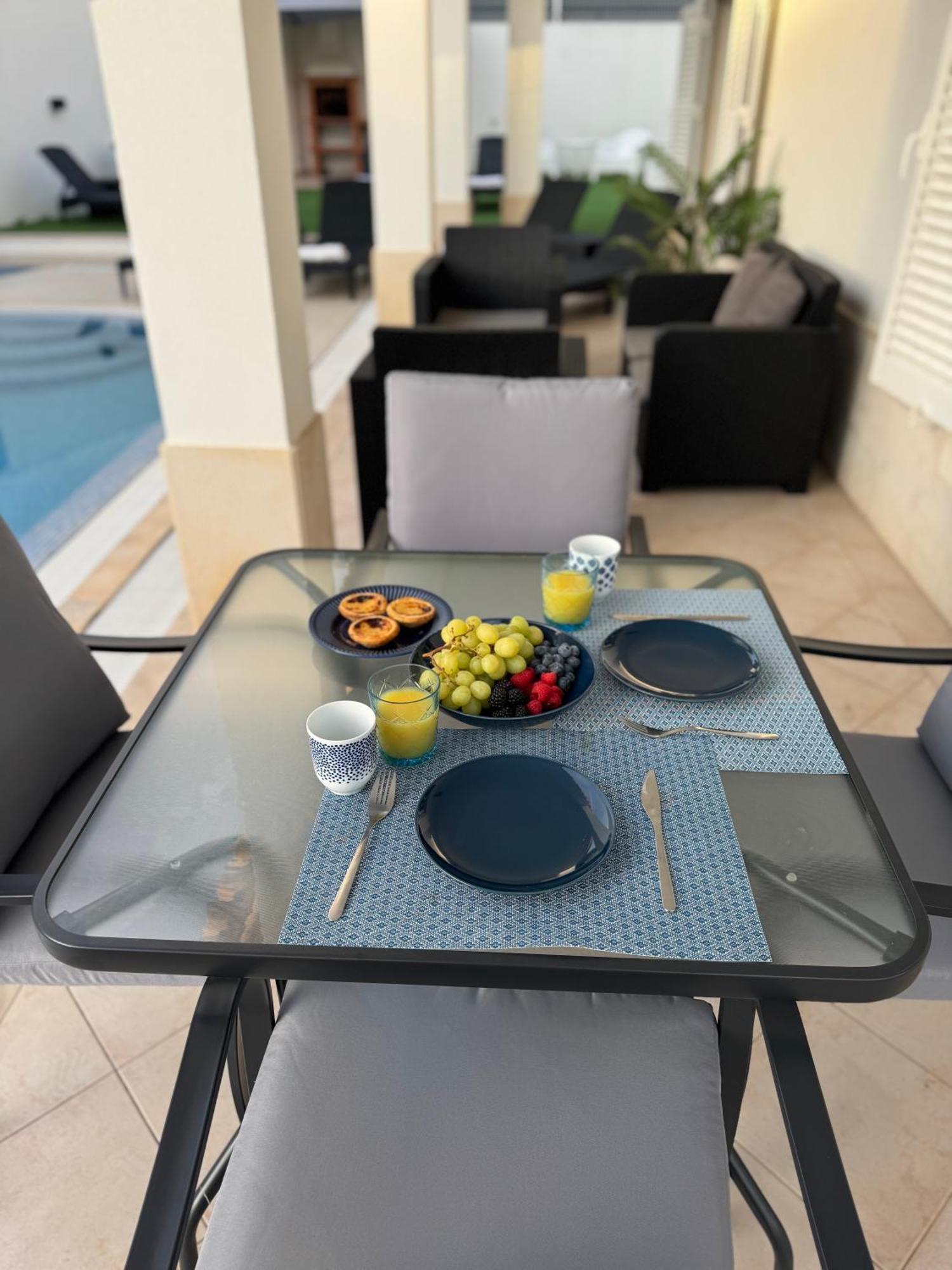Villa Bonita Guesthouse Albufeira Old Town Екстериор снимка